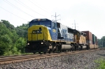 CSX 8768 & CEFX 2803
